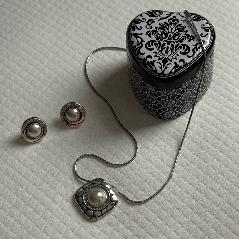 Brighton Silver and Pearl Necklace Set